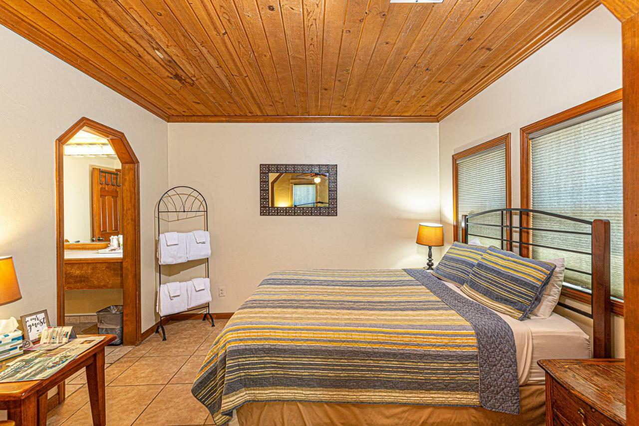 River Rock Inn Mariposa Kültér fotó